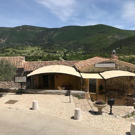 Hotel L'Oustau De La Font Reilhanette Bagian luar foto