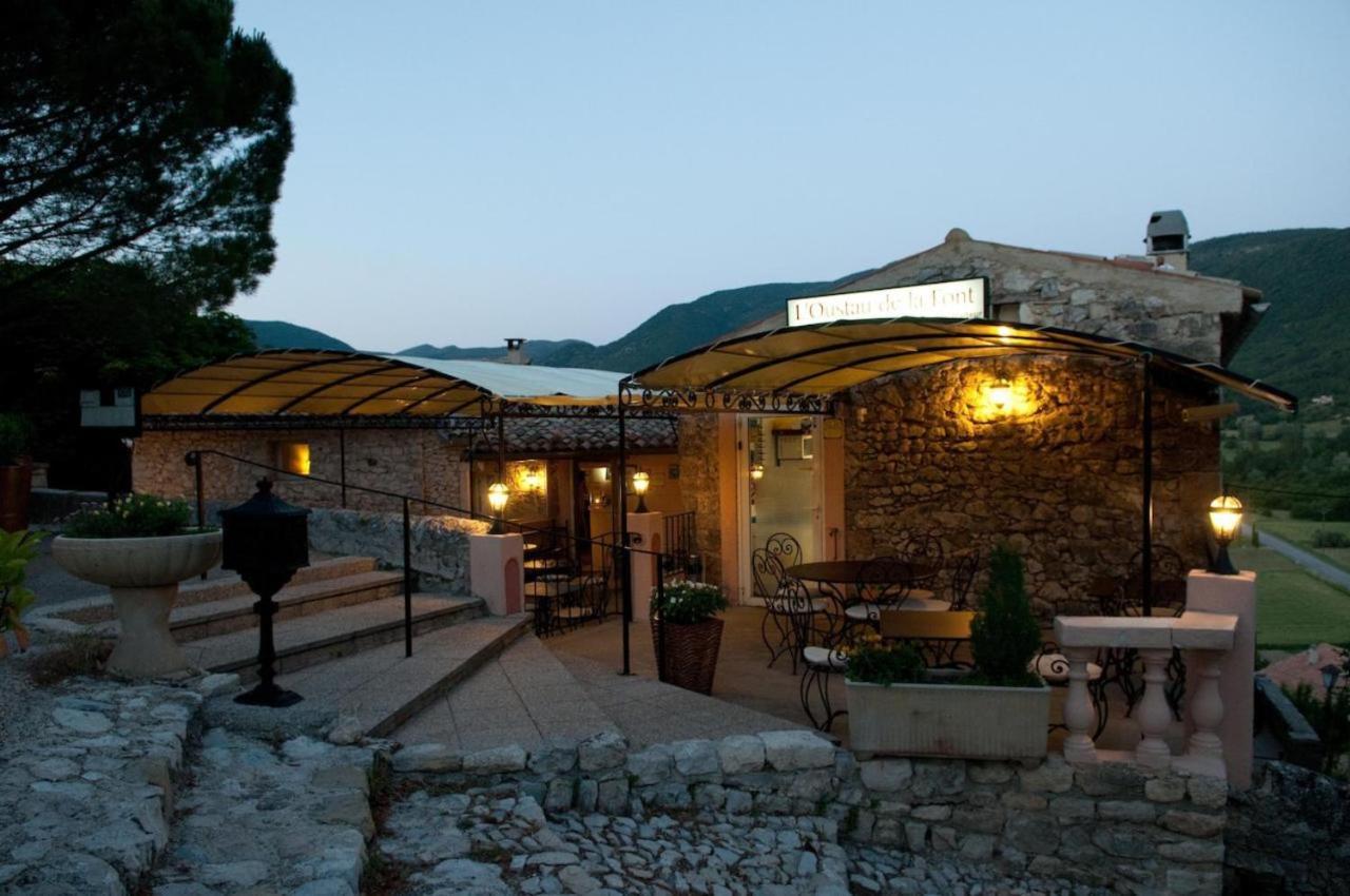 Hotel L'Oustau De La Font Reilhanette Bagian luar foto